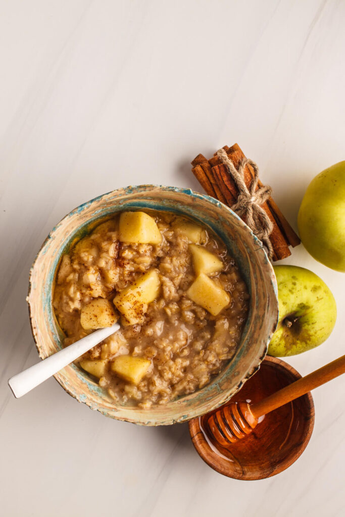 Apple Cinnamon Oatmeal